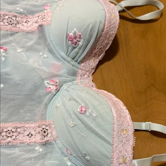 Vintage Floral Lace Victoria Secret  Lingerie Set - Mint Green - Picture 3 of 9